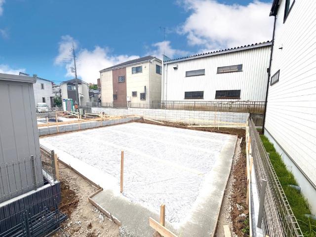 「馬橋」駅徒歩15分。