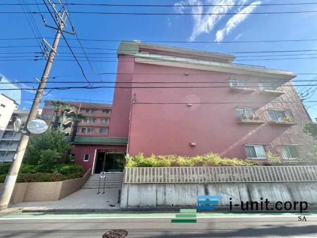 京成松戸線『常盤平』駅徒歩4分です。