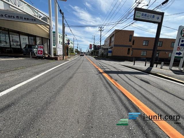 前面道路です。