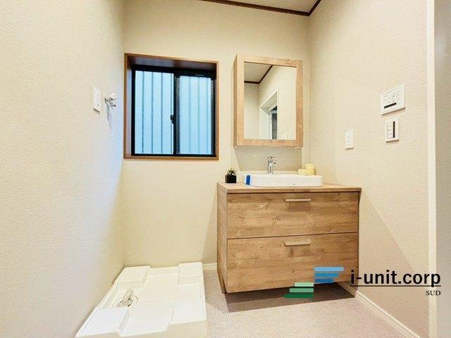 市川市欠真間２丁目　中古戸建 洗面