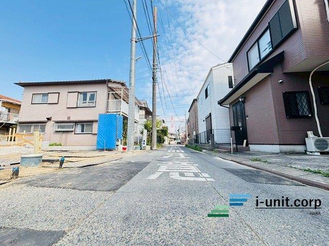 市川市原木3丁目　新築戸建 前面道路含む現地写真