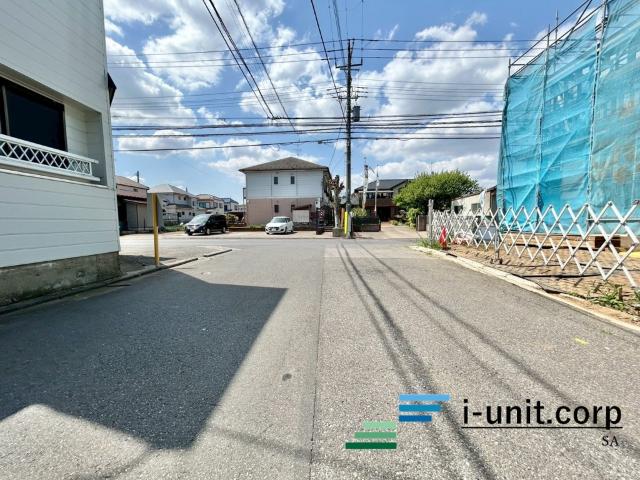鎌ケ谷市東初富2丁目　新築戸建 前面道路含む現地写真