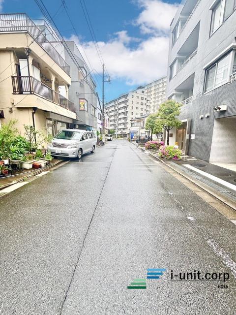 デュアルスイート西葛西 前面道路含む現地写真