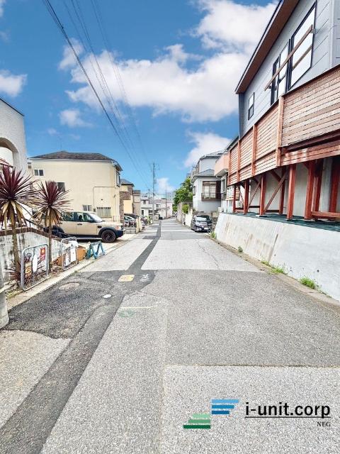 松戸市日暮7丁目　新築戸建 前面道路含む現地写真