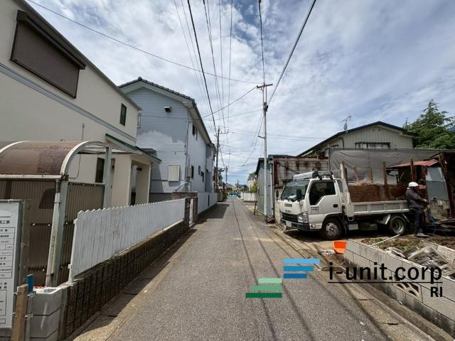 市川市宮久保新築戸建 前面道路含む現地写真