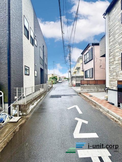 船橋市松が丘5丁目 新築戸建 前面道路含む現地写真