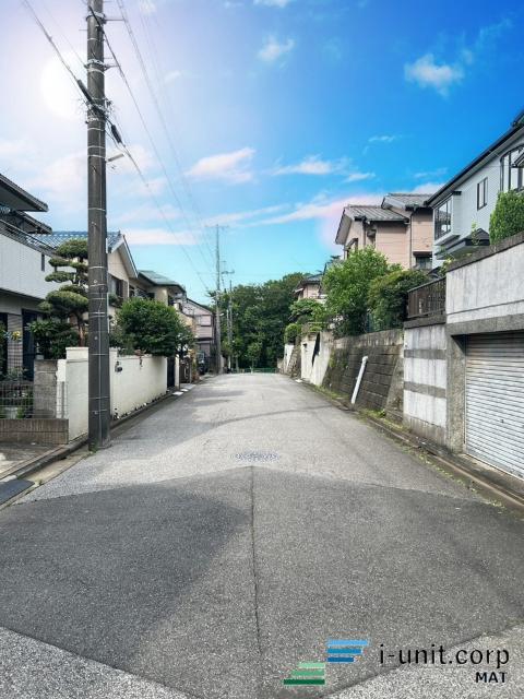 船橋市松が丘新築戸建 前面道路含む現地写真
