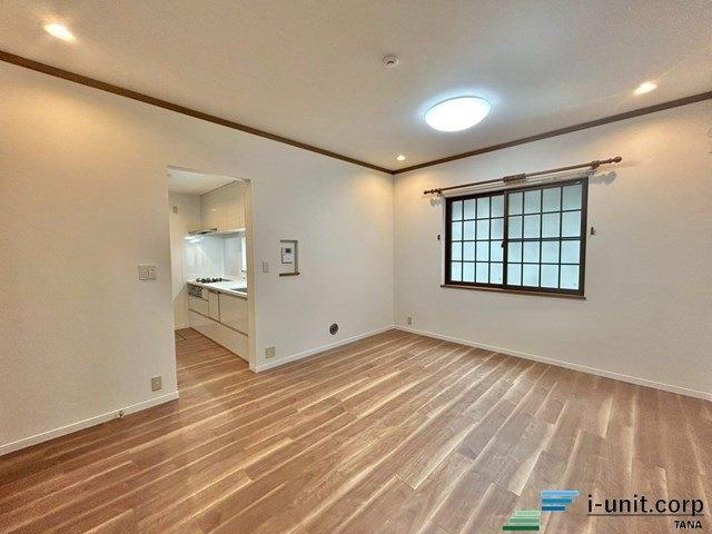 松戸市秋山　中古戸建 リビング