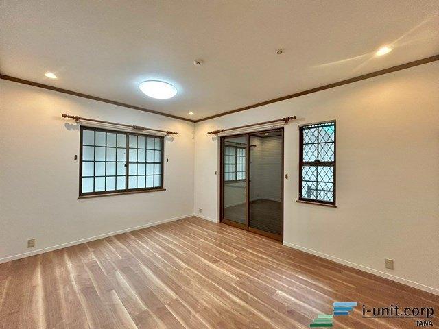 松戸市秋山　中古戸建 リビング