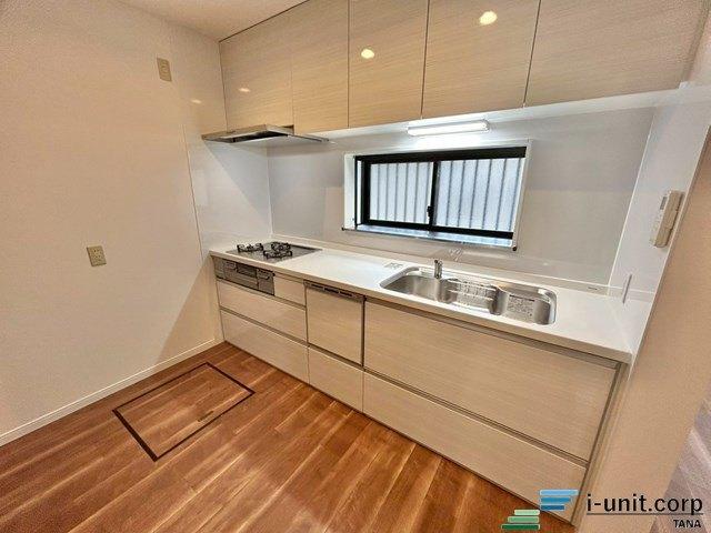 松戸市秋山　中古戸建 キッチン
