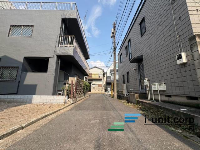 市川市市川3丁目　新築戸建 前面道路含む現地写真