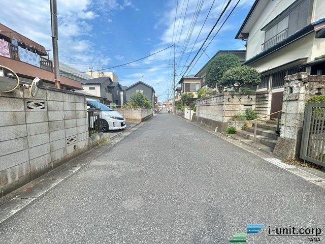 松戸市上本郷　土地 前面道路含む現地写真