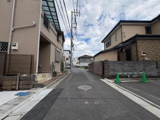 江戸川区江戸川1丁目 新築戸建 前面道路含む現地写真