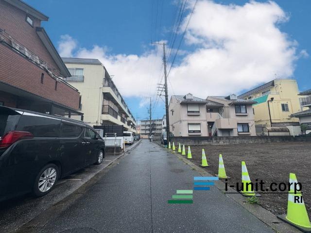 船橋市高根台新築戸建 前面道路含む現地写真
