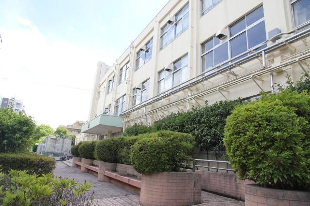 江戸川区立春江中学校