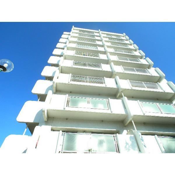 原木中山駅から徒歩8分です。