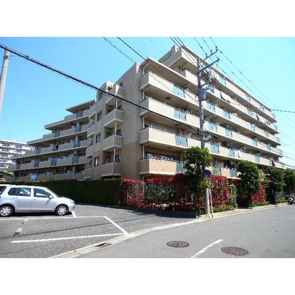 飯山満駅徒歩7分で通勤・通学に便利です。