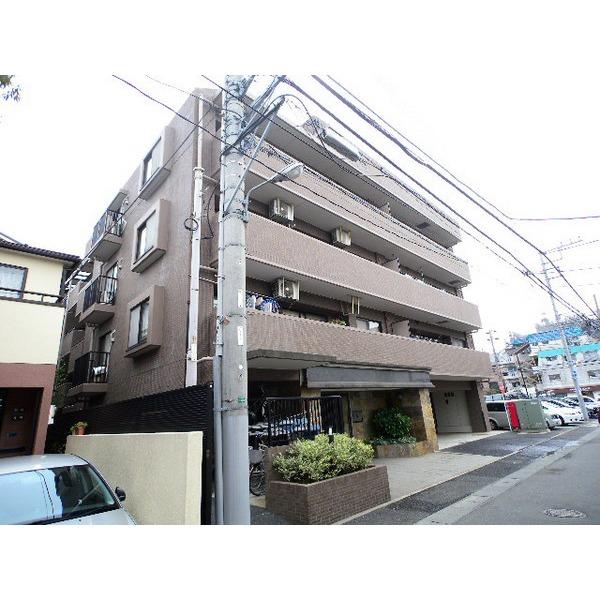 市川駅まで徒歩５分です。