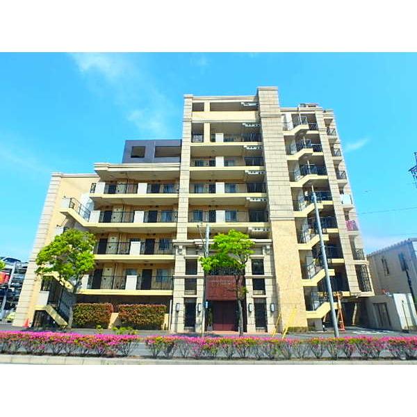 平成19年築の築浅マンションです。