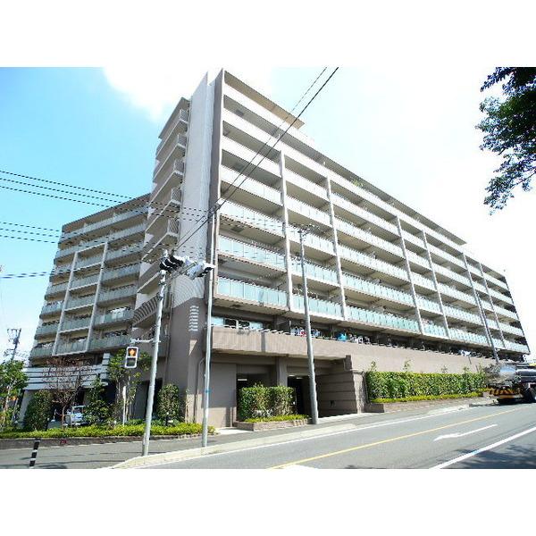 秋山駅から徒歩3分で通勤・通学に便利です