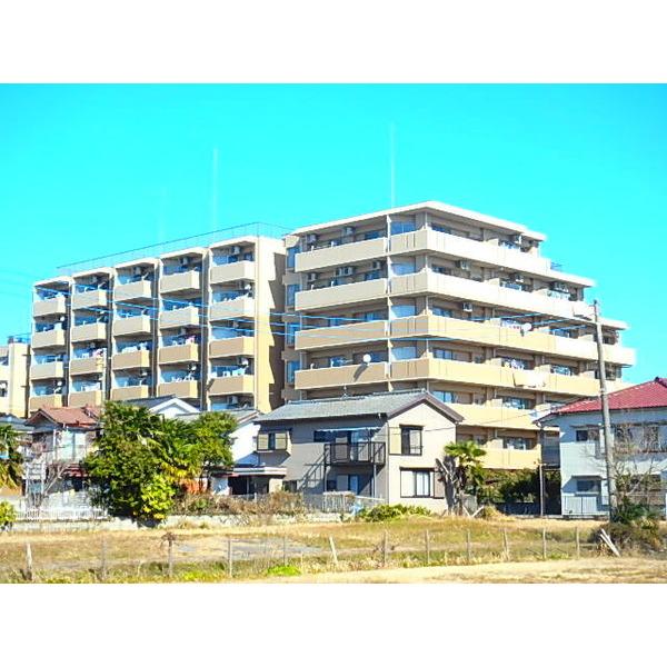 南西角部屋につき日当たり良好です。