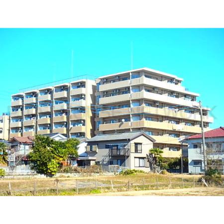 南西角部屋につき日当たり良好です。