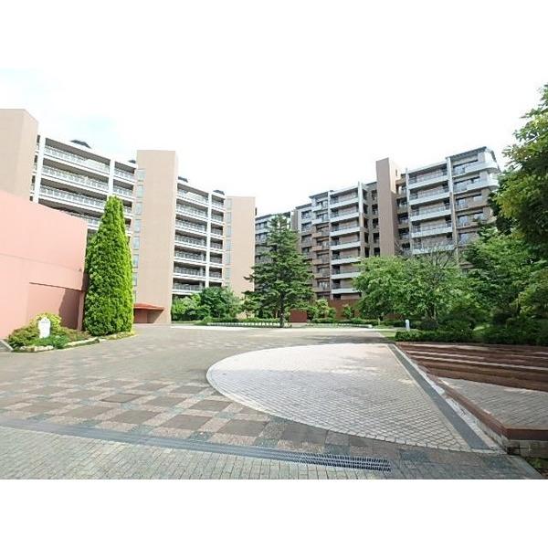 緑豊かで四季を感じられます。