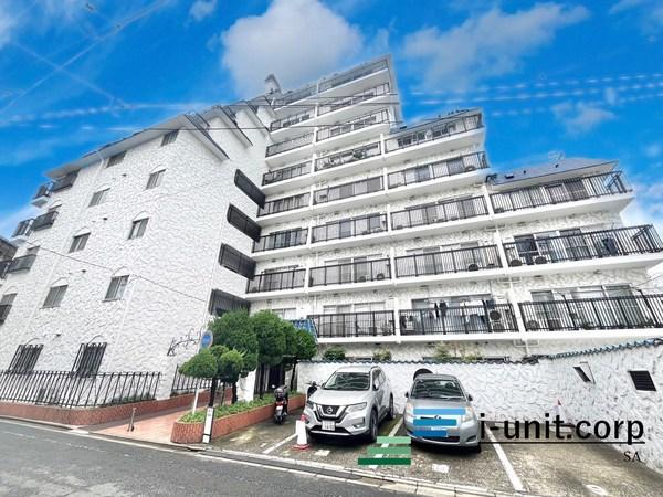 JR総武線「小岩」駅より徒歩13分です。