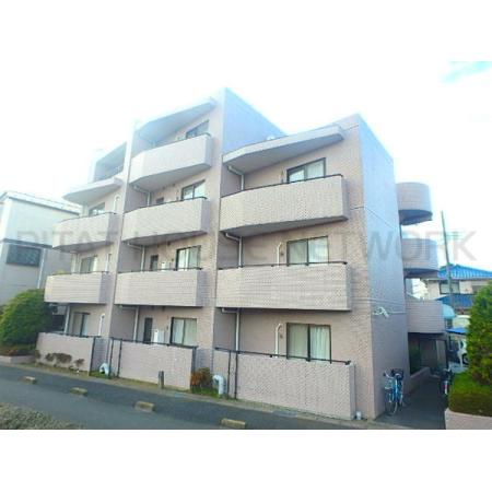 本物件は京成本線「江戸川」駅徒歩5分。
