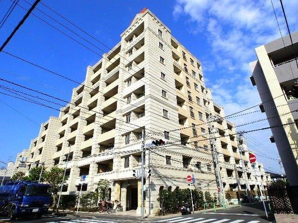 南向きで陽当り良好です。