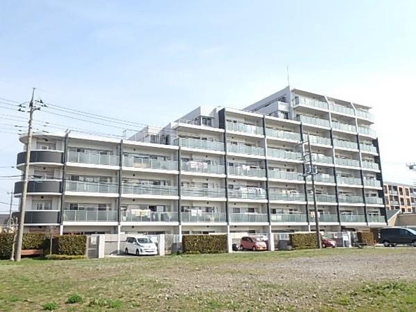 総戸数71戸のマンションです。