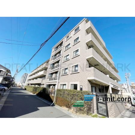 最寄駅まで徒歩圏で通勤・通学に便利です◎