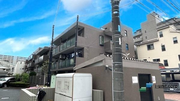 南東向きで陽当たり良好です。