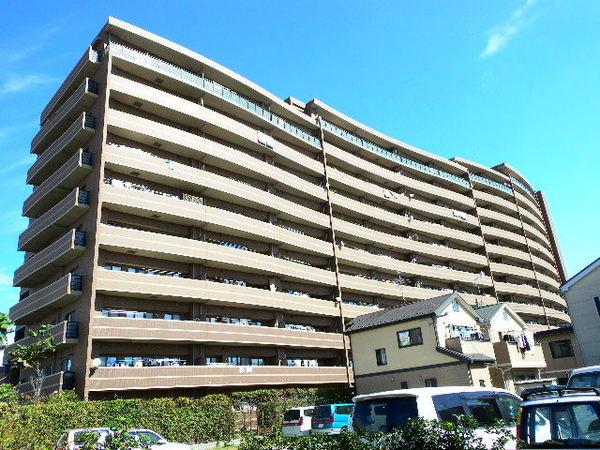 総武線「本八幡駅」まで徒歩19分です。