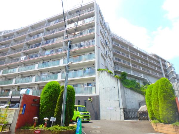 マンション外観です。