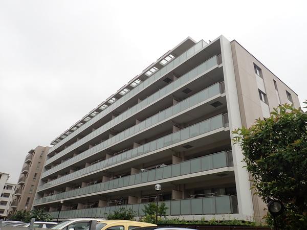 マンション外観です。