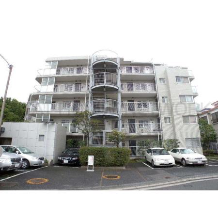 原木中山駅徒歩5分で通勤・通学に便利です