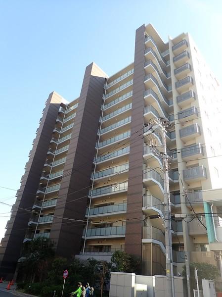 マンション外観です。