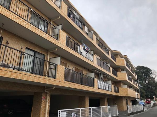 マンション外観です。