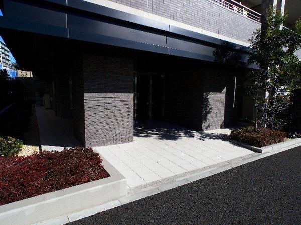 ゲートガーデンズ東松戸アリーナテラス エントランス