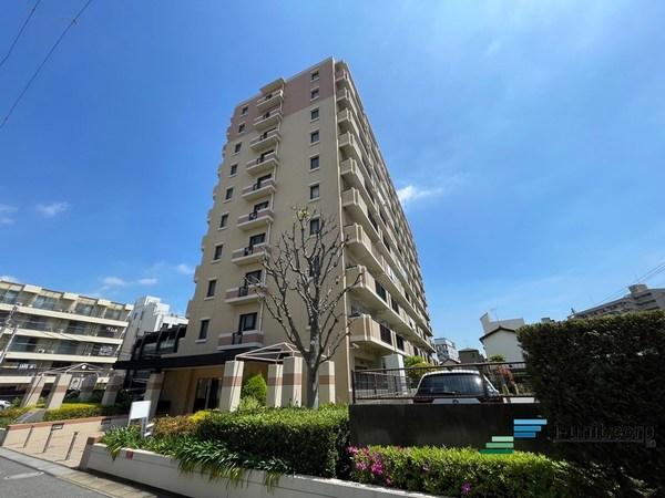 総武線「西船橋」駅徒歩13分の好立地です。