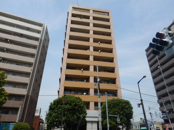 総武線「小岩」駅徒歩6分です。