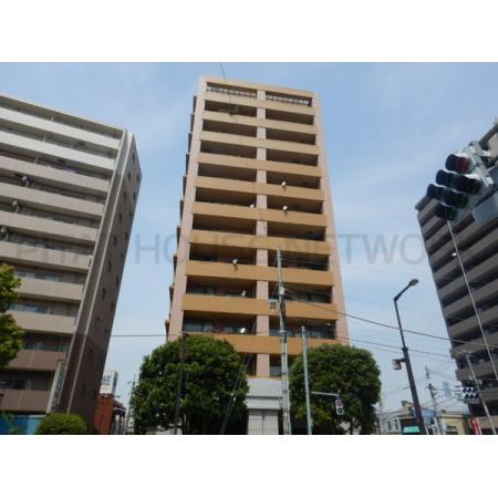 総武線「小岩」駅徒歩6分です。