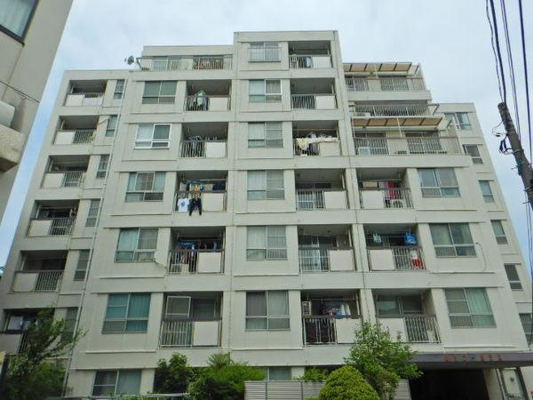 マンション外観です。