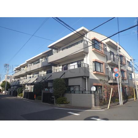 おしゃれな外観ですね。