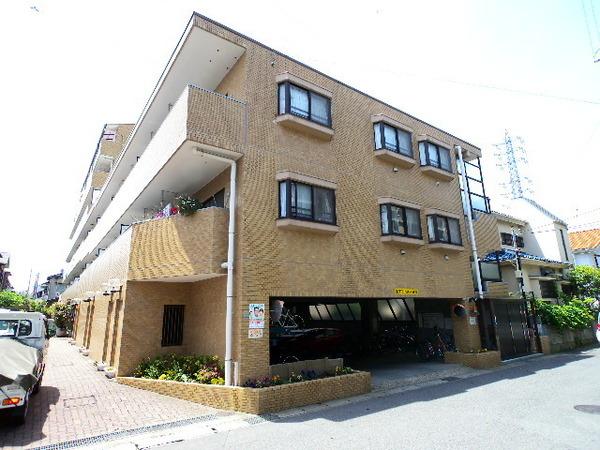 南東向きにつき陽当り良好です。