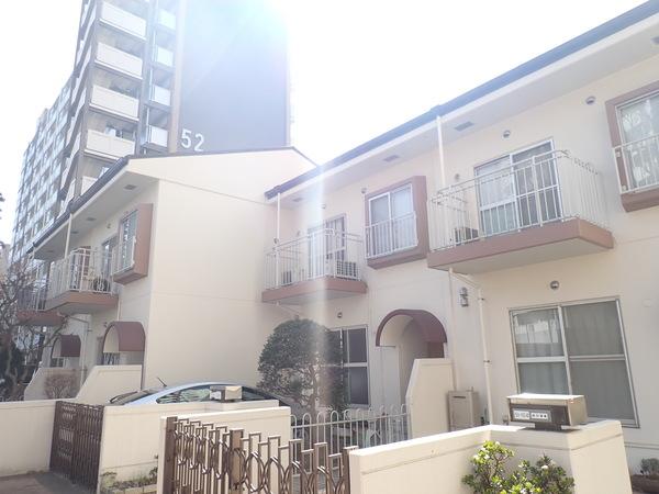 東京メトロ東西線「南行徳」駅徒歩20分。Ｊ