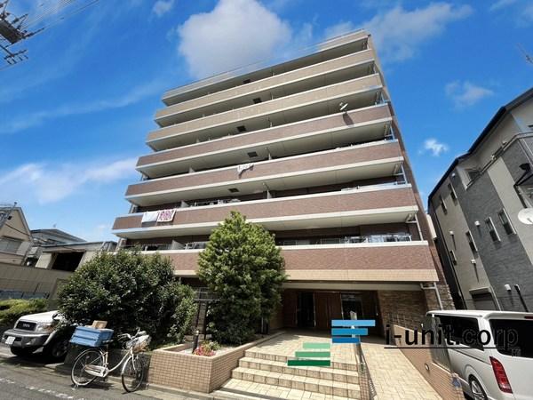 こちらのマンションは小岩駅まで徒歩20分で