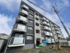京成サンコーポ三山　２号棟外観1
