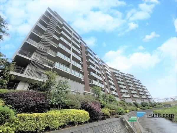 新京成線「高根公団」駅より徒歩15分です。